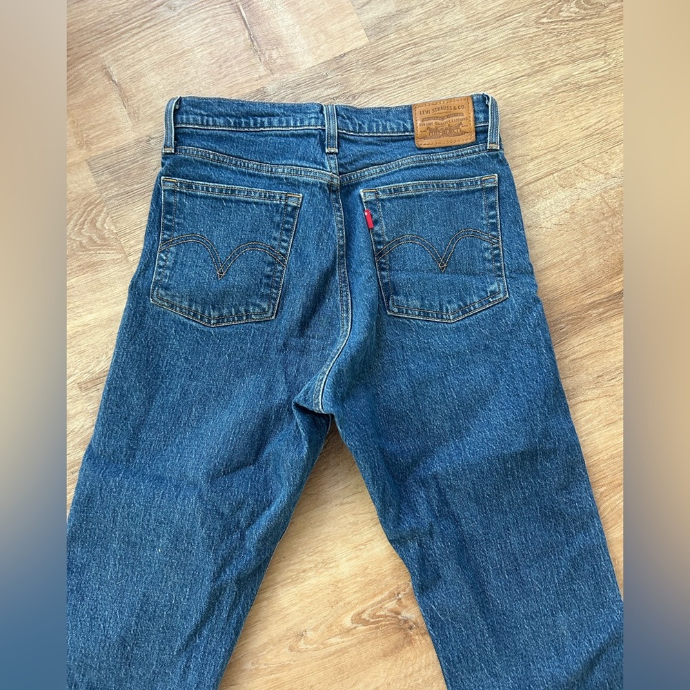 Levi’s Wedgie Straight Denim (barely worn)